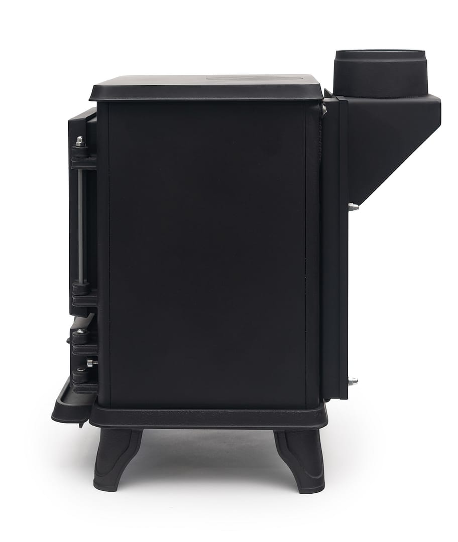 Hobbit Stove with Rear Flue Wedge